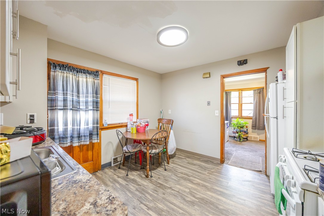 3825 Mayfield Road Cleveland Heights OH 44121