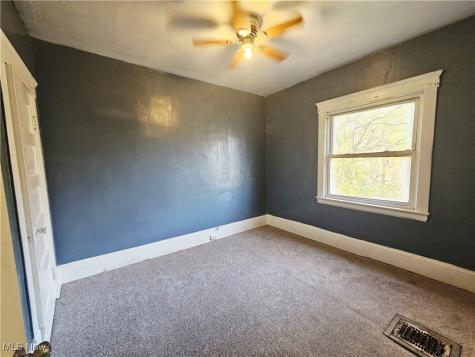 14615 Westropp Avenue Cleveland OH 44110