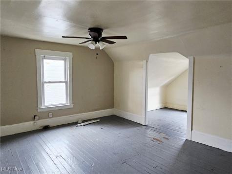 14615 Westropp Avenue Cleveland OH 44110