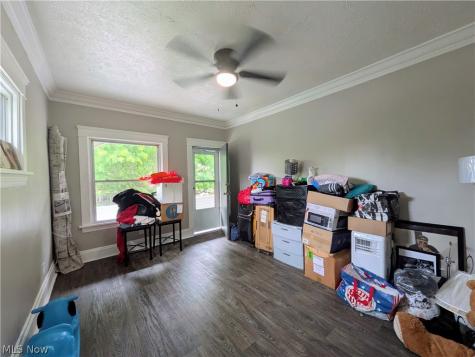 10302 Lamontier Avenue Cleveland OH 44104