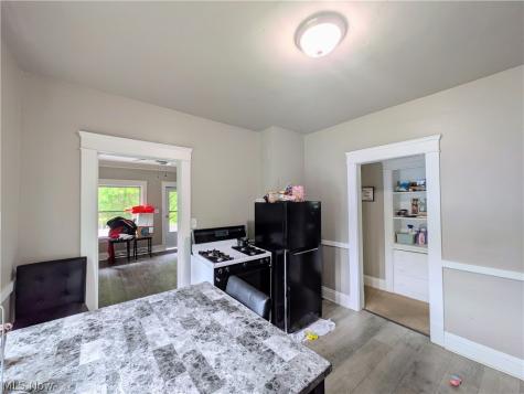 10302 Lamontier Avenue Cleveland OH 44104