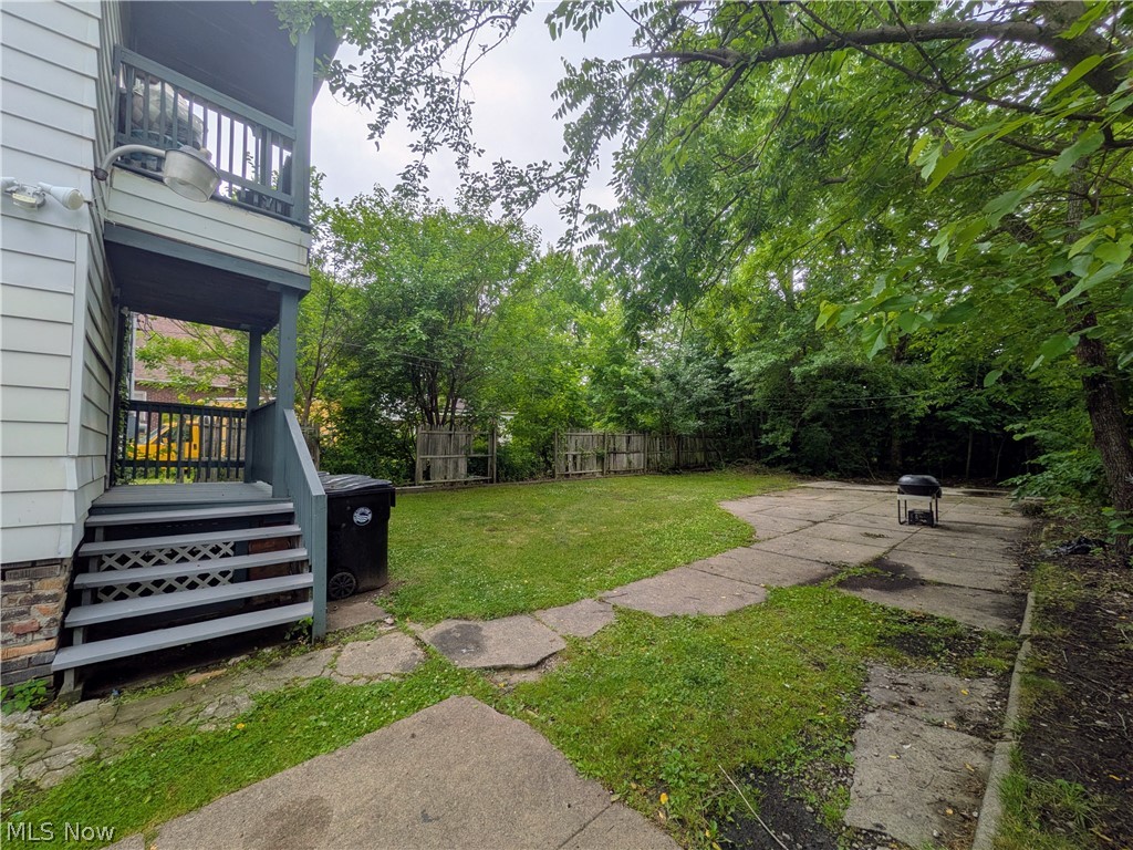 10302 Lamontier Avenue Cleveland OH 44104