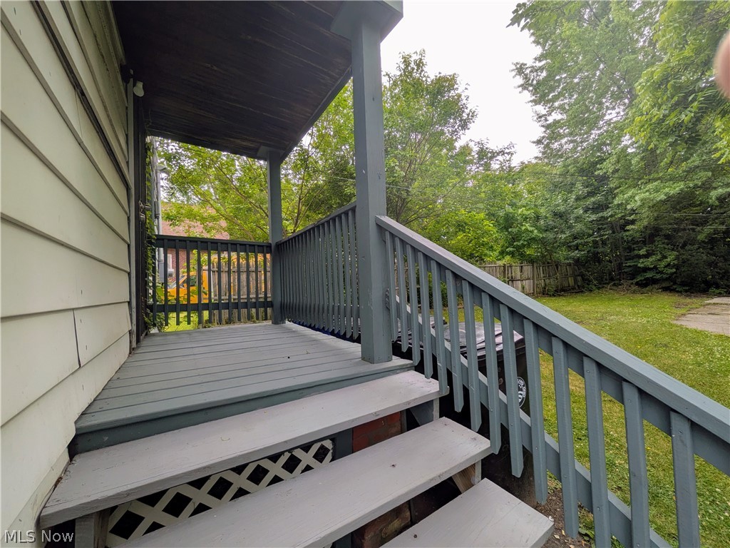 10302 Lamontier Avenue Cleveland OH 44104