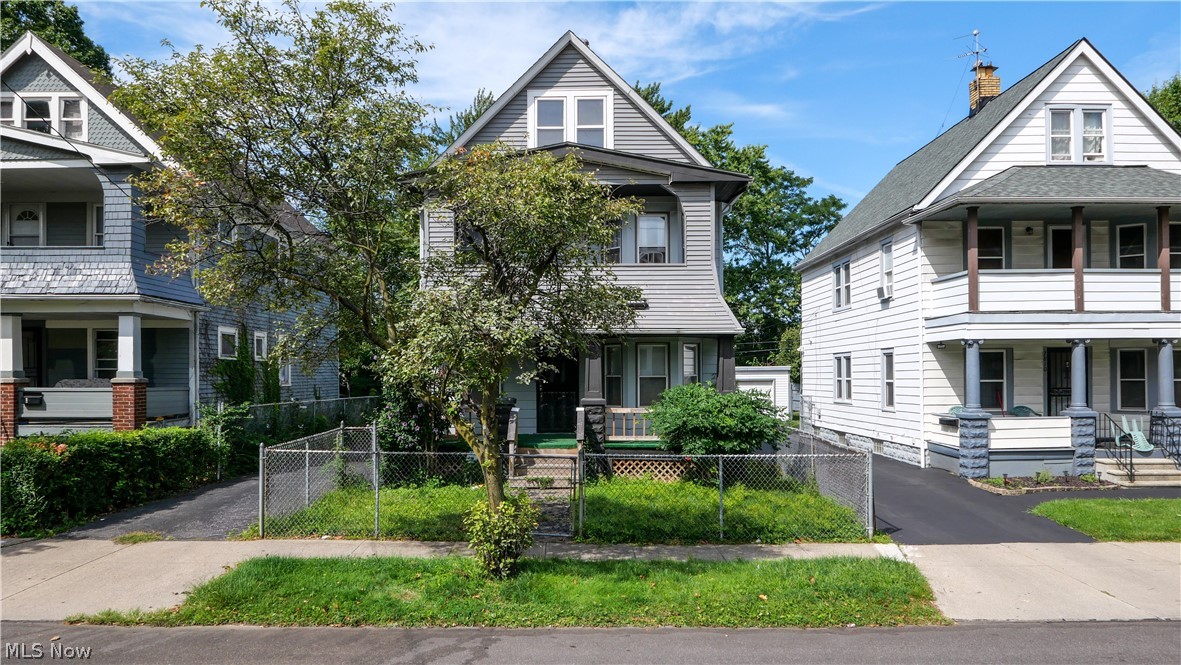 2814 E 118th Street Cleveland OH 44120