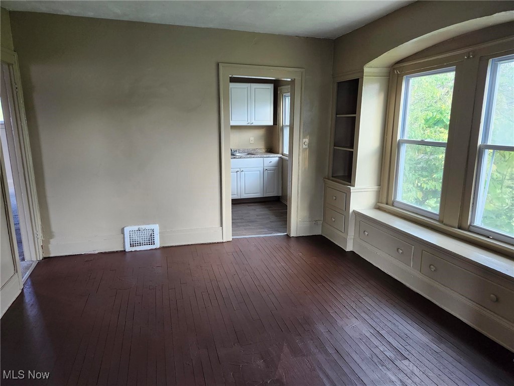 3537 E 144th Street Cleveland OH 44120