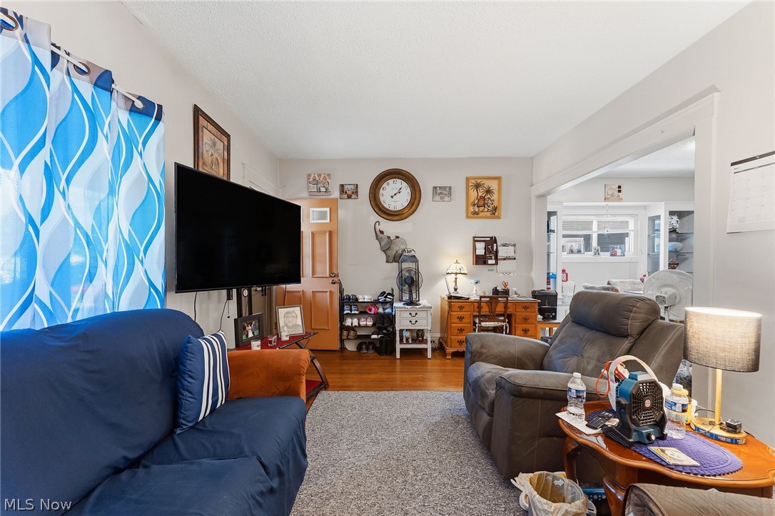 3903 W 32 Cleveland OH 44109