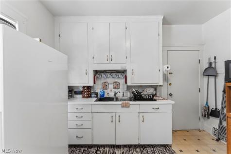 3903 W 32 Cleveland OH 44109