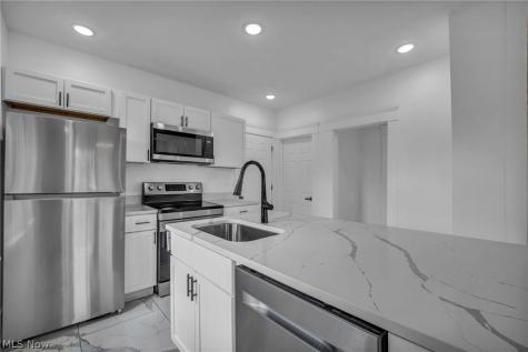 2838 E 124th Street Cleveland OH 44120