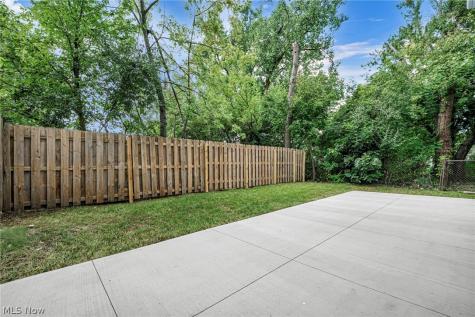2838 E 124th Street Cleveland OH 44120