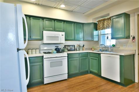 23 Hartzell Avenue Niles OH 44446