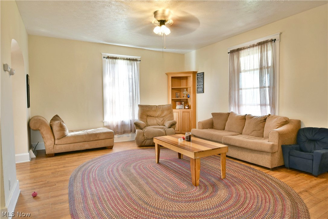 23 Hartzell Avenue Niles OH 44446