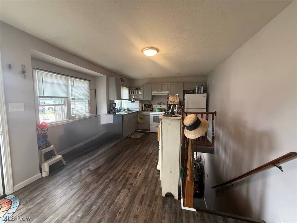 440 Center Street Newcomerstown OH 43832