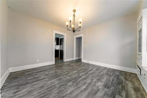 2831 Avondale Avenue Cleveland Heights OH 44118