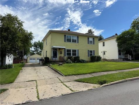 1890-1900 Silver Lake Avenue Cuyahoga Falls OH 44223
