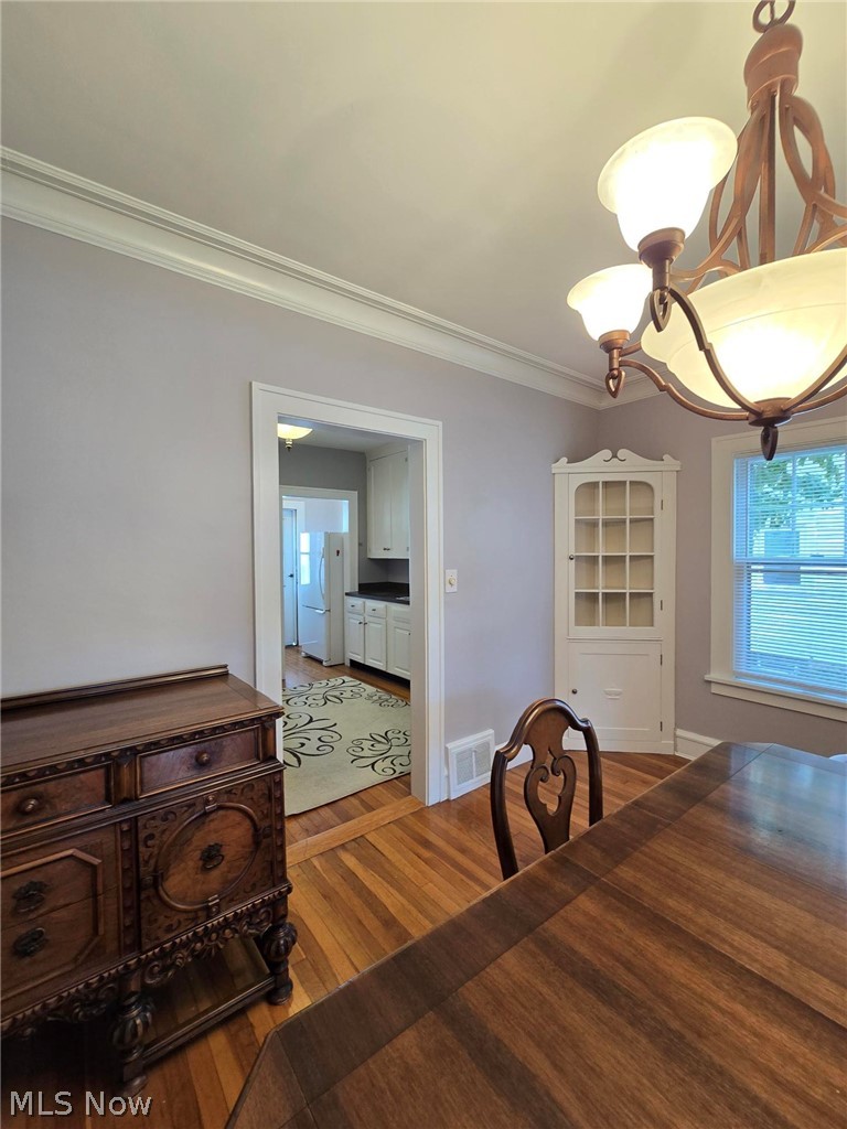 13836-38 Clifton Boulevard Lakewood OH 44107