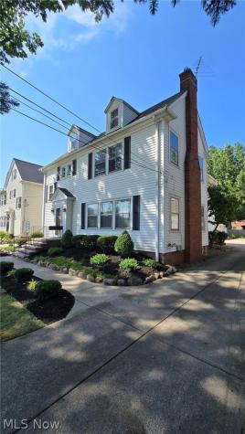 13836-38 Clifton Boulevard Lakewood OH 44107