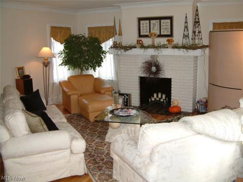 13836-38 Clifton Boulevard Lakewood OH 44107