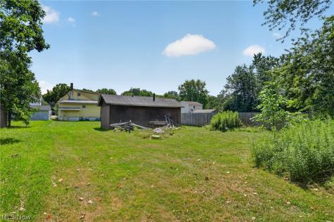 176 Stage Avenue Painesville OH 44077
