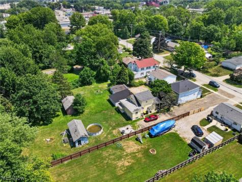 176 Stage Avenue Painesville OH 44077