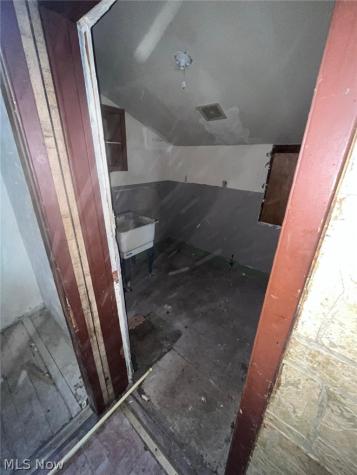3719 E 55th Street Cleveland OH 44105