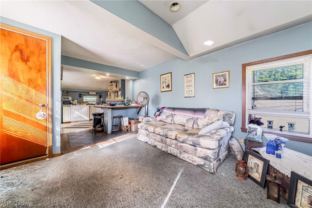 1860 E 298th Street Wickliffe OH 44092