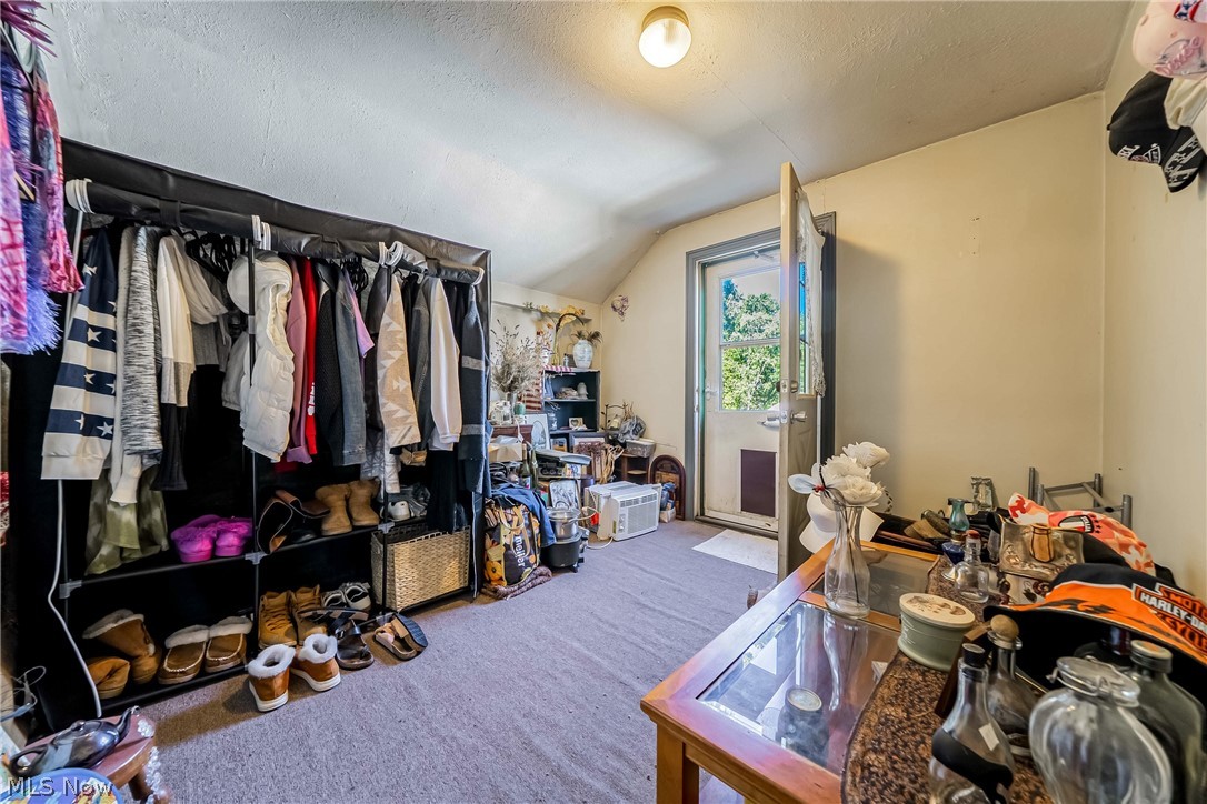 1860 E 298th Street Wickliffe OH 44092