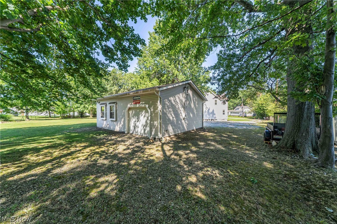 1860 E 298th Street Wickliffe OH 44092
