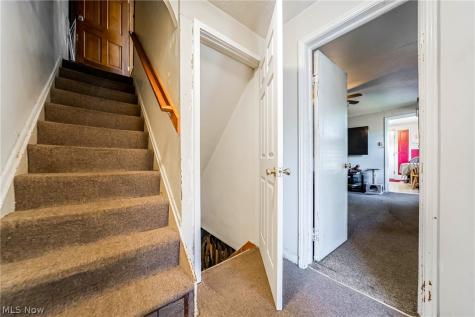1860 E 298th Street Wickliffe OH 44092