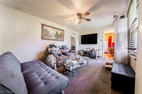 1860 E 298th Street Wickliffe OH 44092