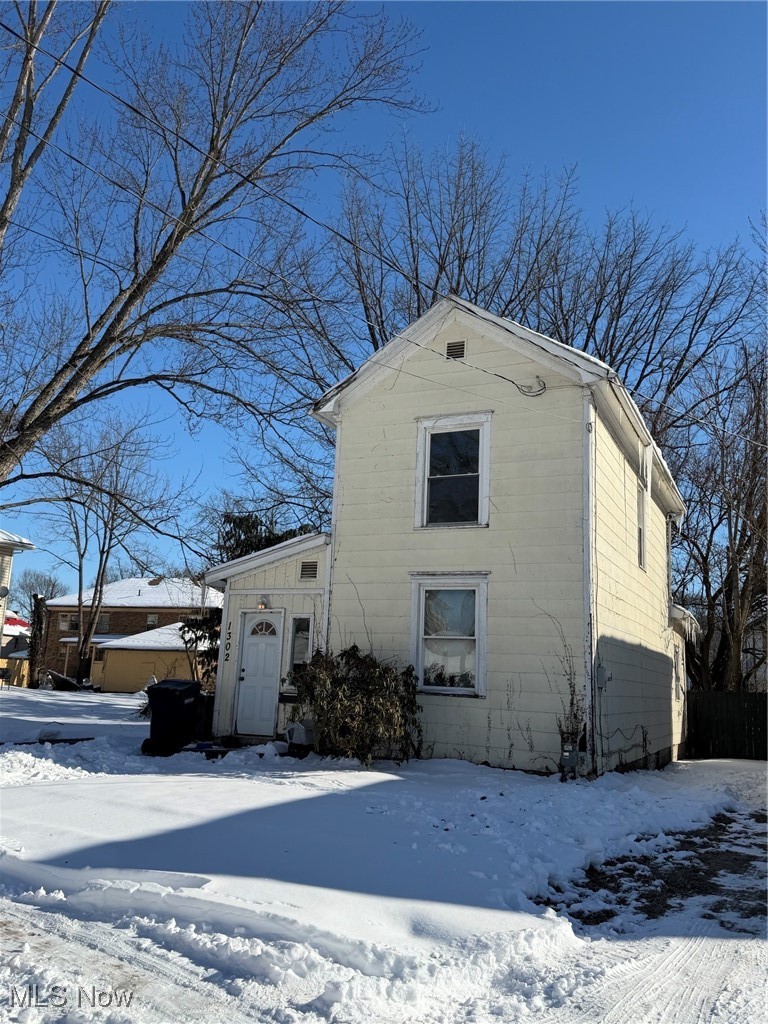 821 Market Street Zanesville OH 43701