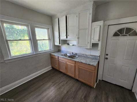 974 Eddy Road Cleveland OH 44108
