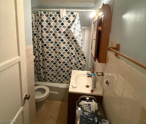 622 Middle Avenue Elyria OH 44035