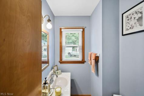 2591-2593 16th Street Cuyahoga Falls OH 44223