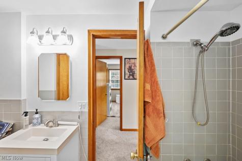2591-2593 16th Street Cuyahoga Falls OH 44223