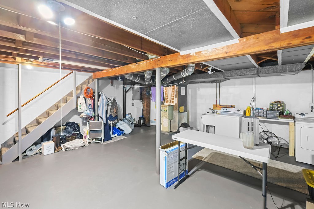 2591-2593 16th Street Cuyahoga Falls OH 44223
