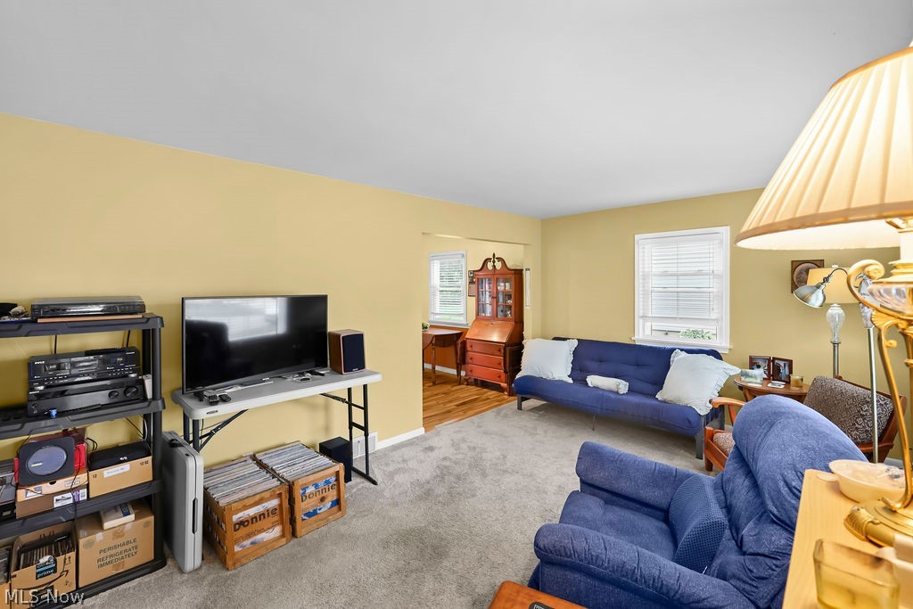 2591-2593 16th Street Cuyahoga Falls OH 44223