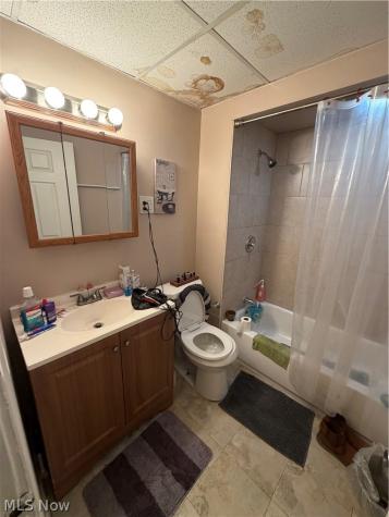 14520 Dover Avenue Cleveland OH 44112