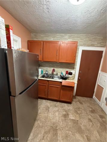 14520 Dover Avenue Cleveland OH 44112