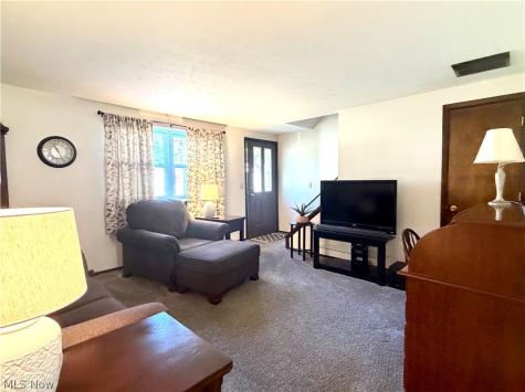 1521-1523 Missouri Avenue Lorain OH 44052