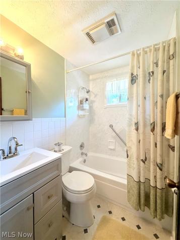 1521-1523 Missouri Avenue Lorain OH 44052