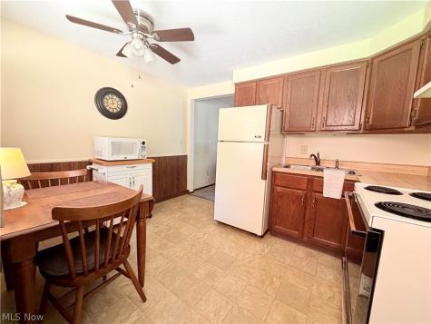 1521-1523 Missouri Avenue Lorain OH 44052