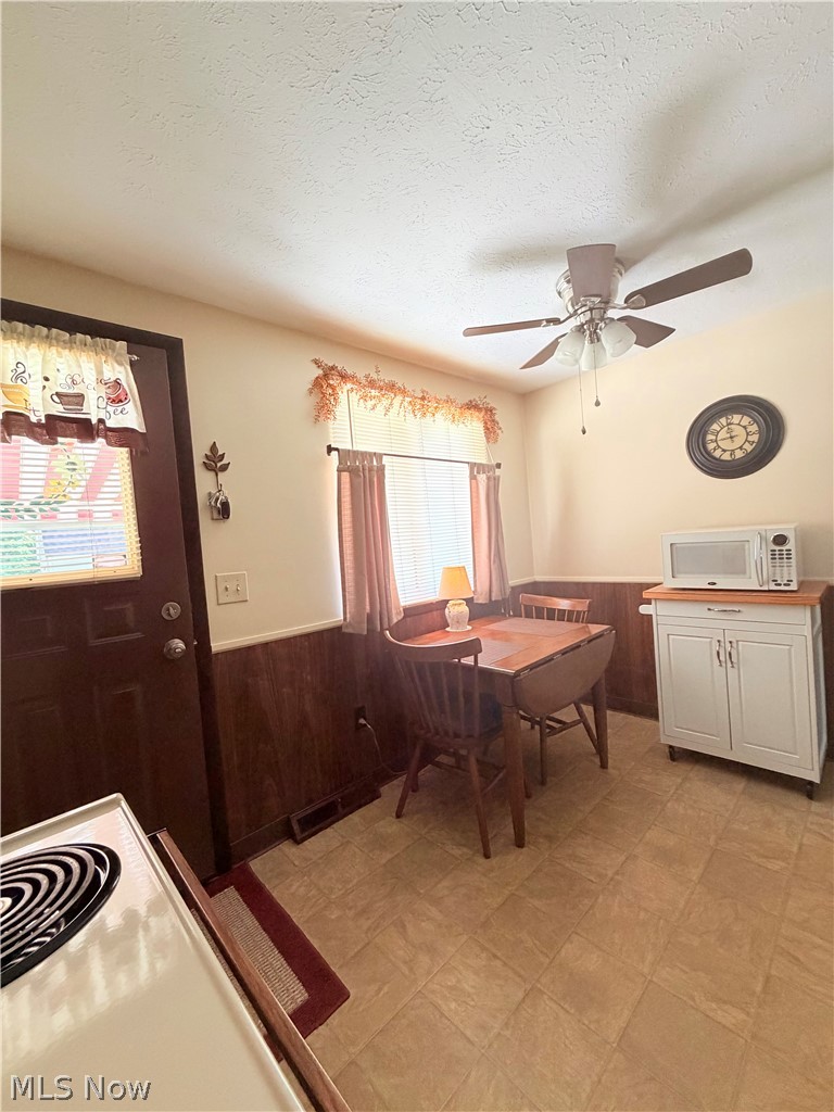 1521-1523 Missouri Avenue Lorain OH 44052