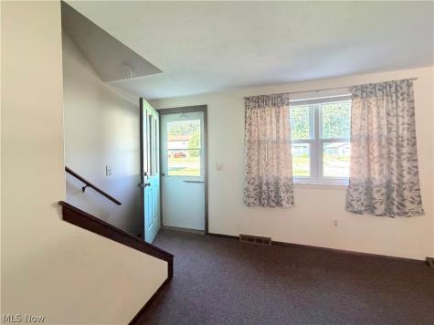 1521-1523 Missouri Avenue Lorain OH 44052