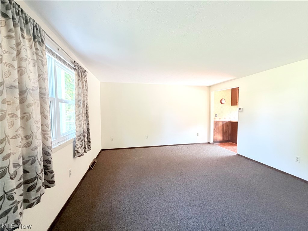 1521-1523 Missouri Avenue Lorain OH 44052
