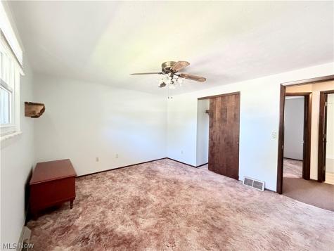 1521-1523 Missouri Avenue Lorain OH 44052