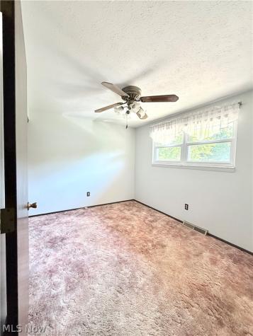 1521-1523 Missouri Avenue Lorain OH 44052