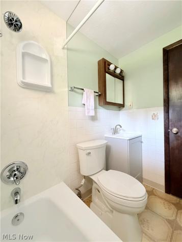 1521-1523 Missouri Avenue Lorain OH 44052