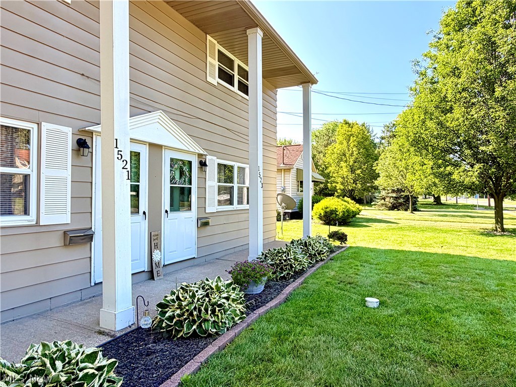 1521-1523 Missouri Avenue Lorain OH 44052