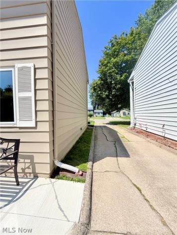 1521-1523 Missouri Avenue Lorain OH 44052