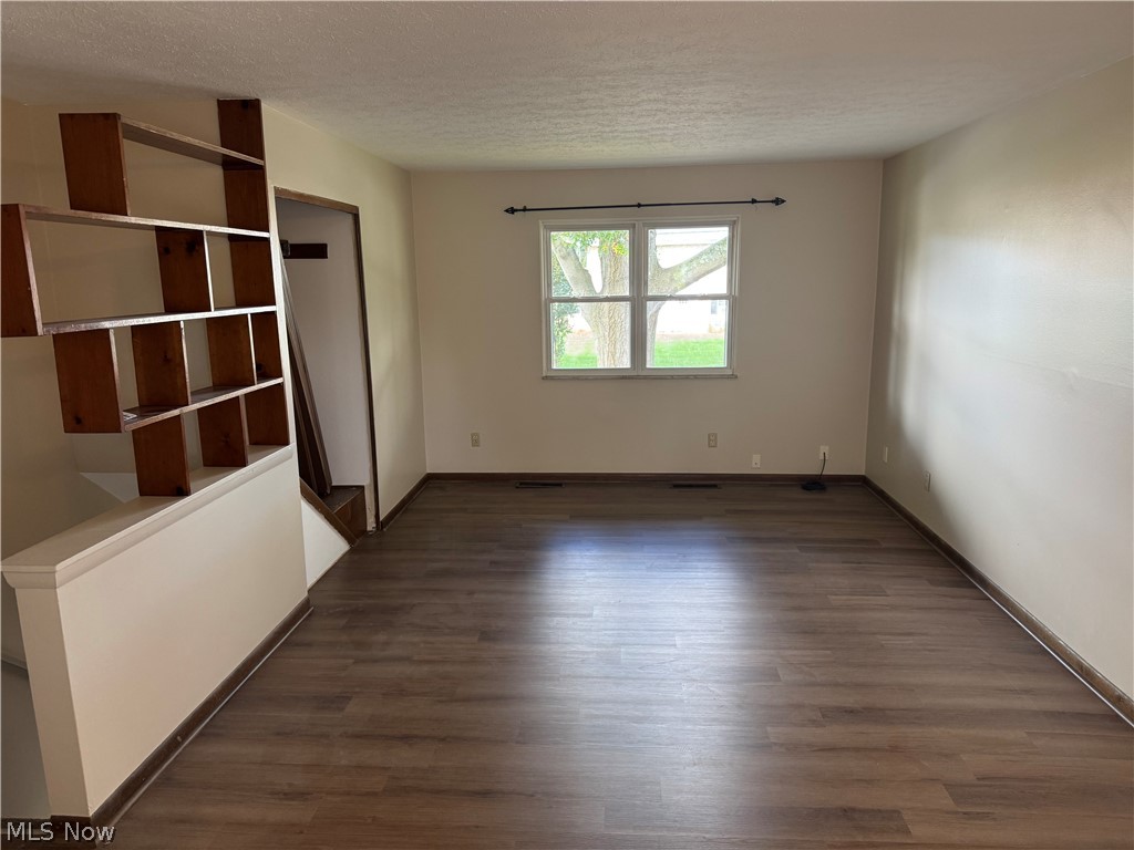 1645-1647 Normandy Wooster OH 44691